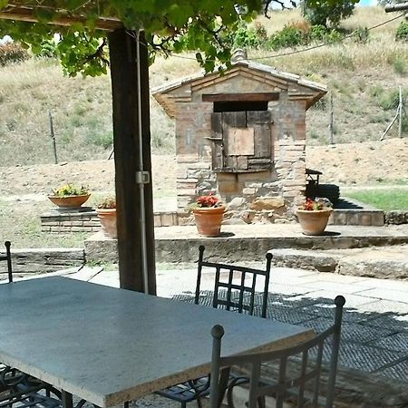 Casale Poggio Colpiccione Apartman Passignano sul Trasimeno Kültér fotó