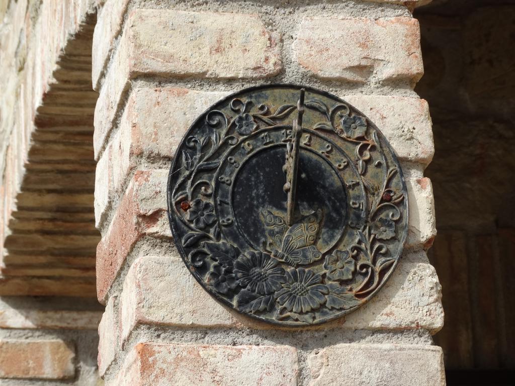 Casale Poggio Colpiccione Apartman Passignano sul Trasimeno Kültér fotó