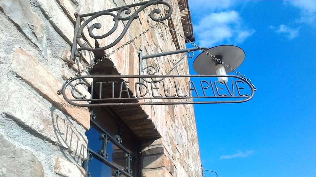 Casale Poggio Colpiccione Apartman Passignano sul Trasimeno Kültér fotó