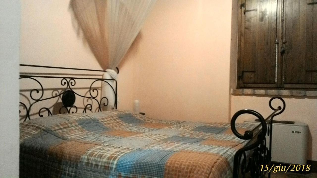 Casale Poggio Colpiccione Apartman Passignano sul Trasimeno Kültér fotó