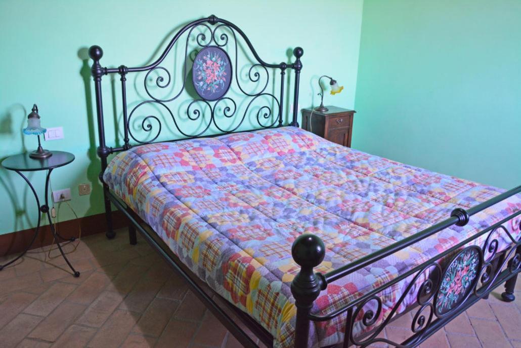 Casale Poggio Colpiccione Apartman Passignano sul Trasimeno Kültér fotó