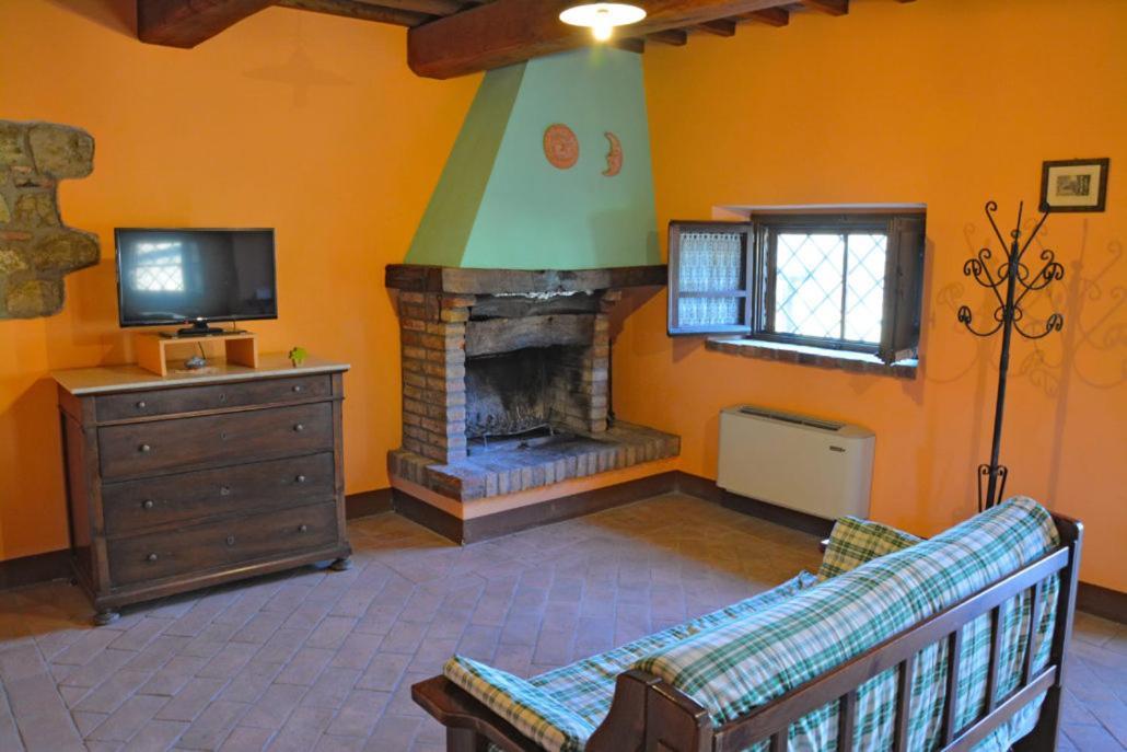 Casale Poggio Colpiccione Apartman Passignano sul Trasimeno Kültér fotó